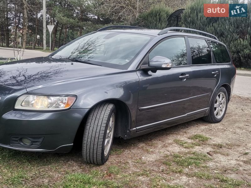 Універсал Volvo V50 2011 в Львові