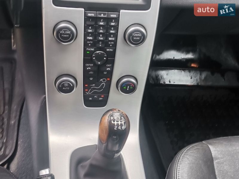 Універсал Volvo V50 2011 в Львові
