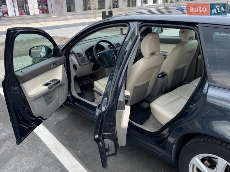 Универсал Volvo V50 2009 в Ровно фото 8 Универсал Volvo V50 2009 в Ровно