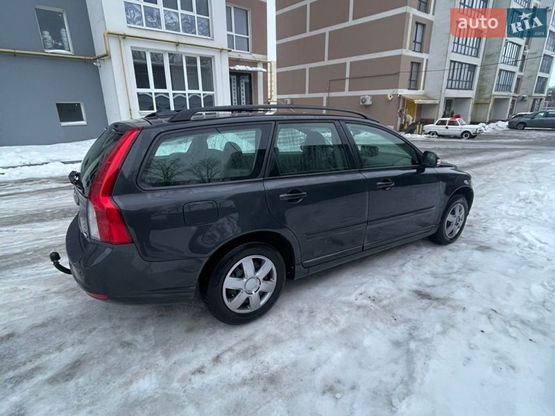 Універсал Volvo V50 2009 в Тернополі