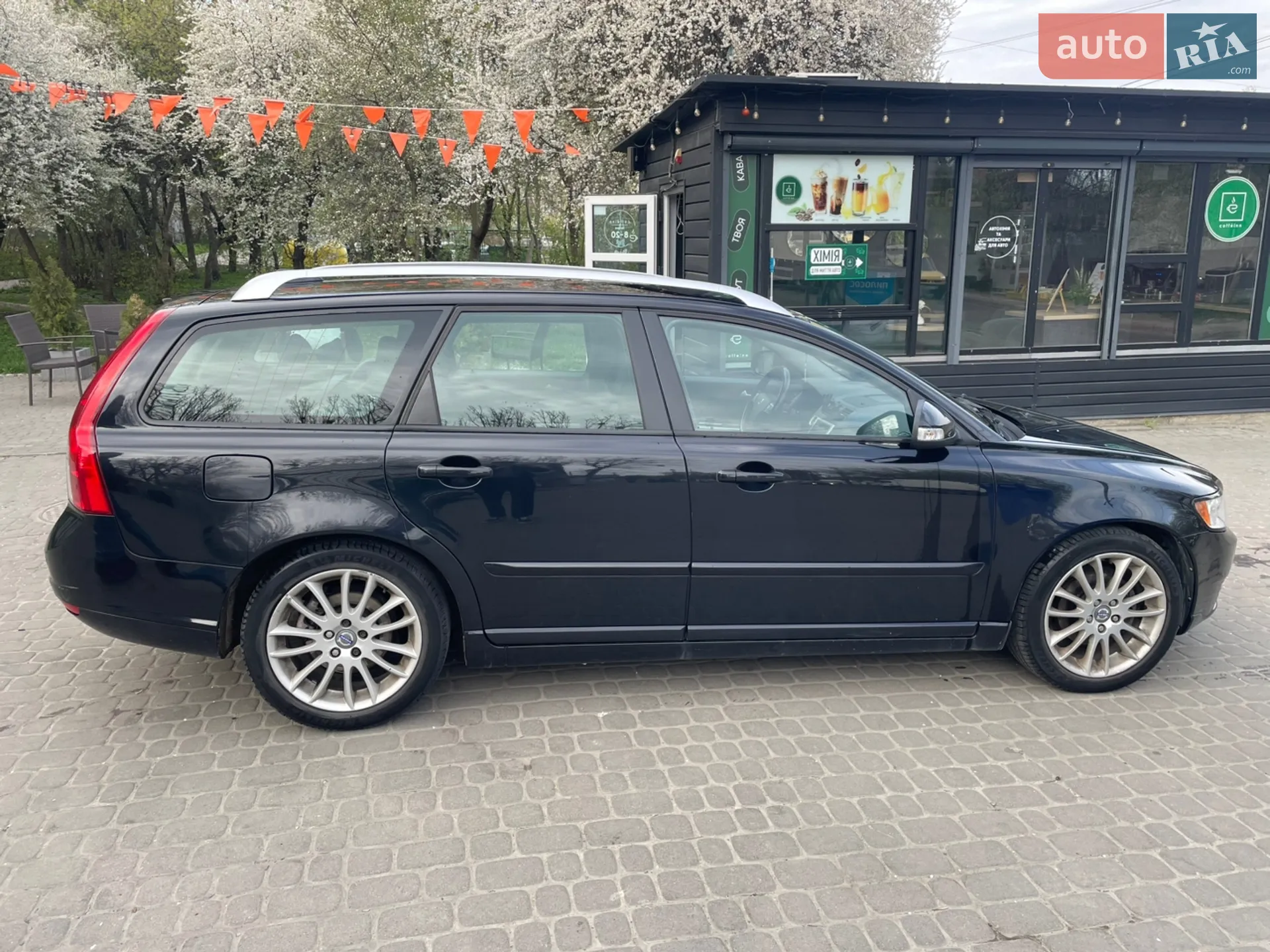 2010 Volvo V50 - мініатюра 2