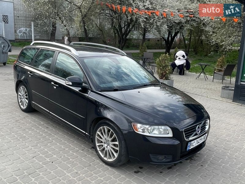 Универсал Volvo V50 2010 в Львове фото Универсал Volvo V50 2010 в Львове