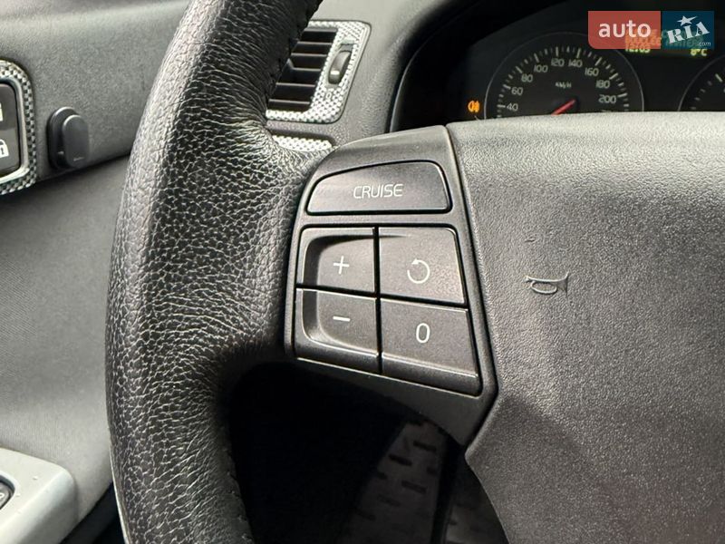 Универсал Volvo V50 2012 в Сумах