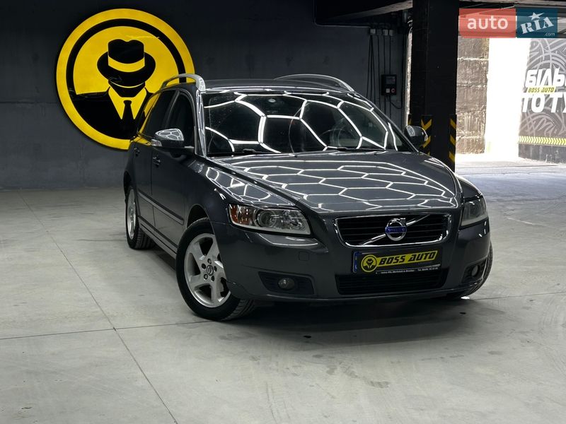 Volvo V50 2011