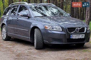 Универсал Volvo V50 2011 в Горишних Плавнях
