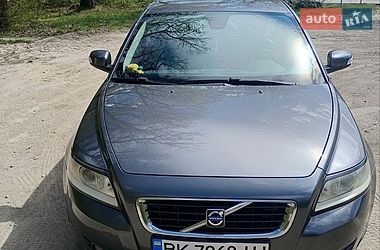 Универсал Volvo V50 2009 в Костополе