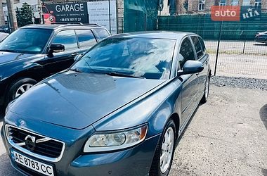 Універсал Volvo V50 2010 в Києві