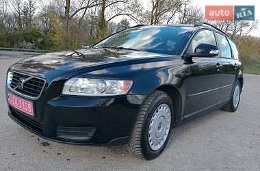 Універсал Volvo V50 2010 в Тернополі