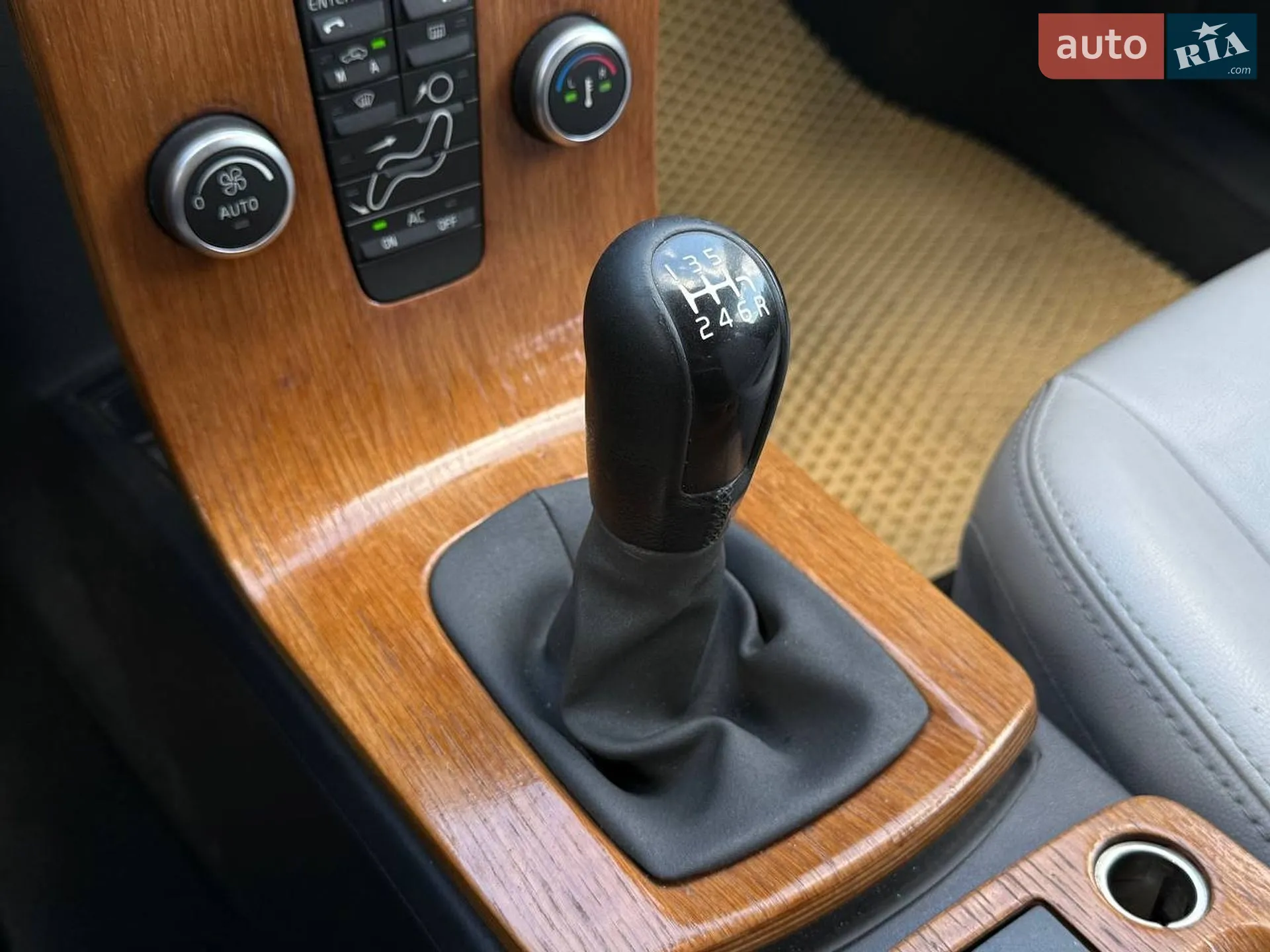 2010 Volvo V50 - мініатюра 18