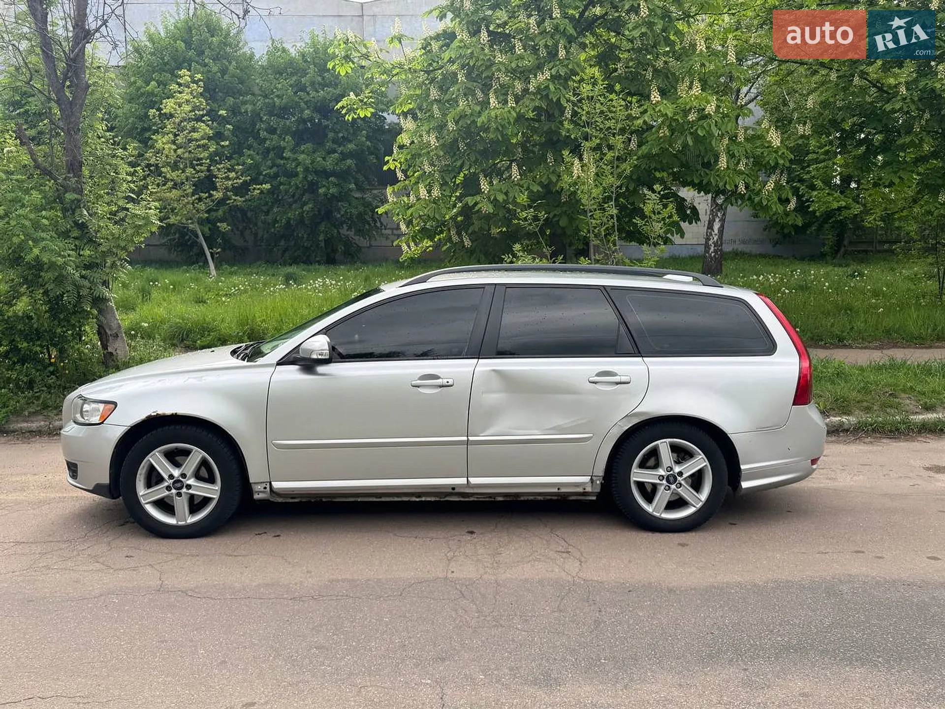 2010 Volvo V50 - мініатюра 2