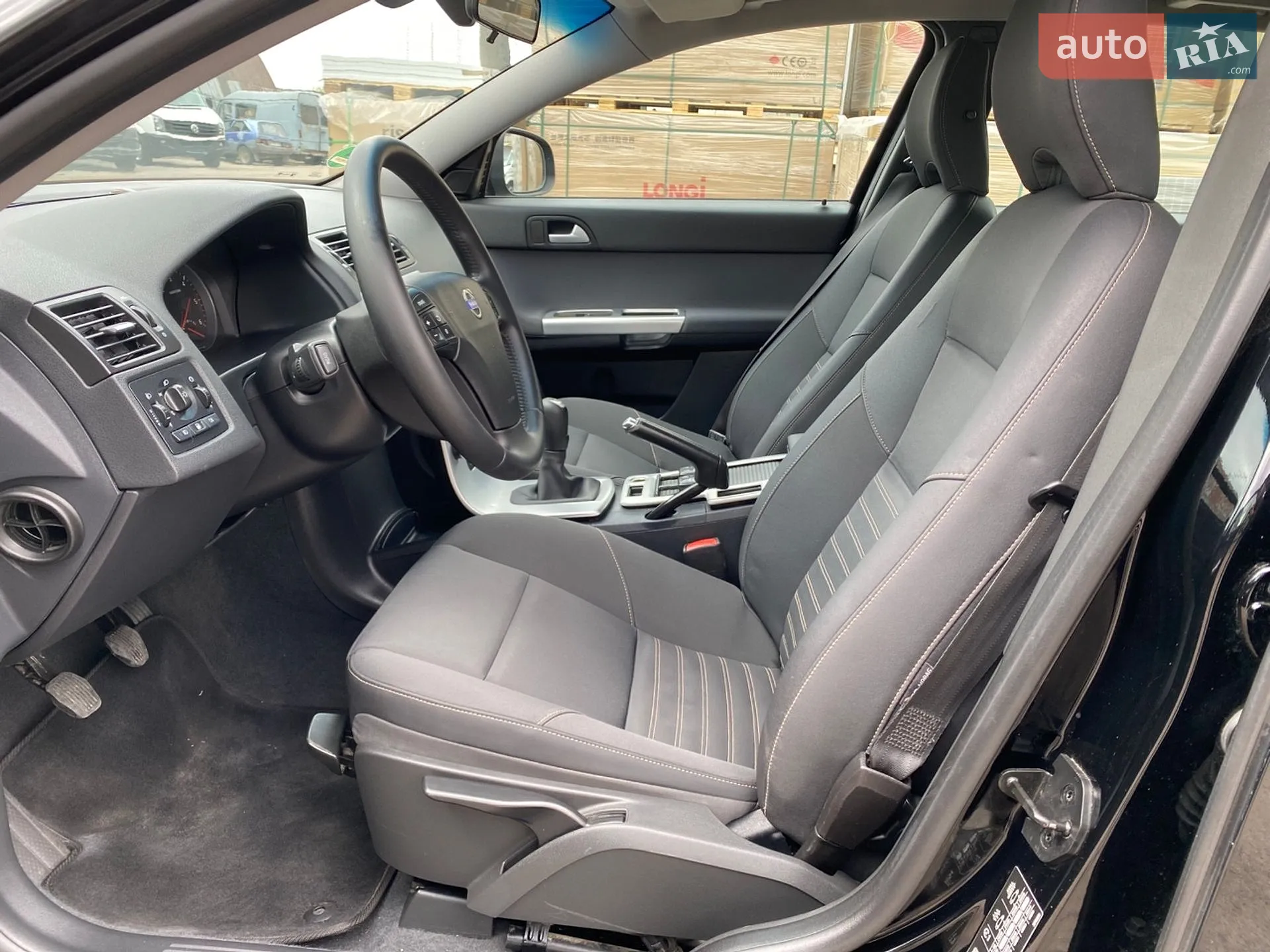 2011 Volvo V50 - мініатюра 18
