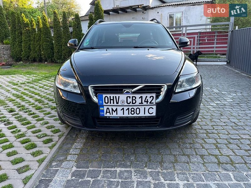 Універсал Volvo V50 2010 в Звягелі фото 2 Універсал Volvo V50 2010 в Звягелі