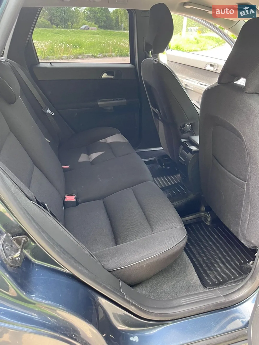 2011 Volvo V50 - мініатюра 12