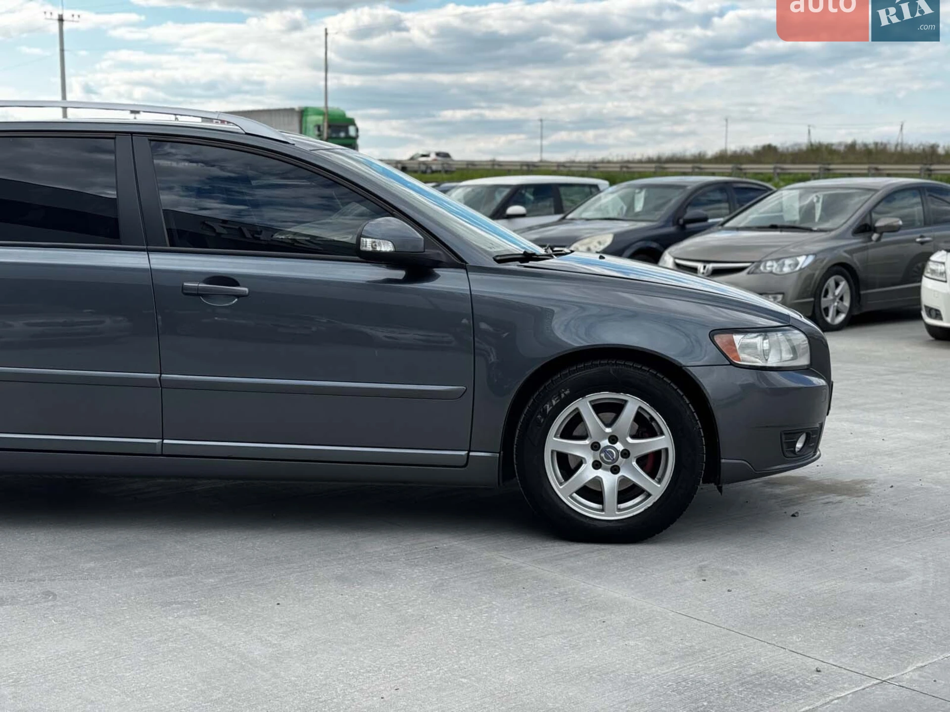 2011 Volvo V50 - мініатюра 8
