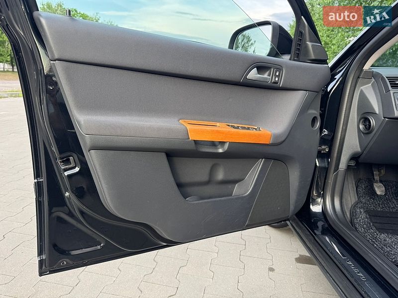 Універсал Volvo V50 2010 в Білій Церкві