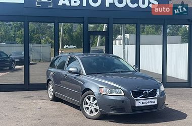 Универсал Volvo V50 2010 в Киеве