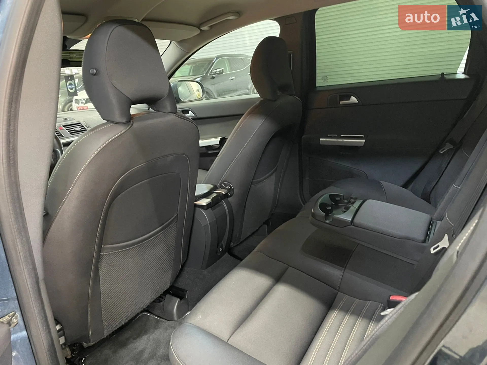 2010 Volvo V50 - мініатюра 39