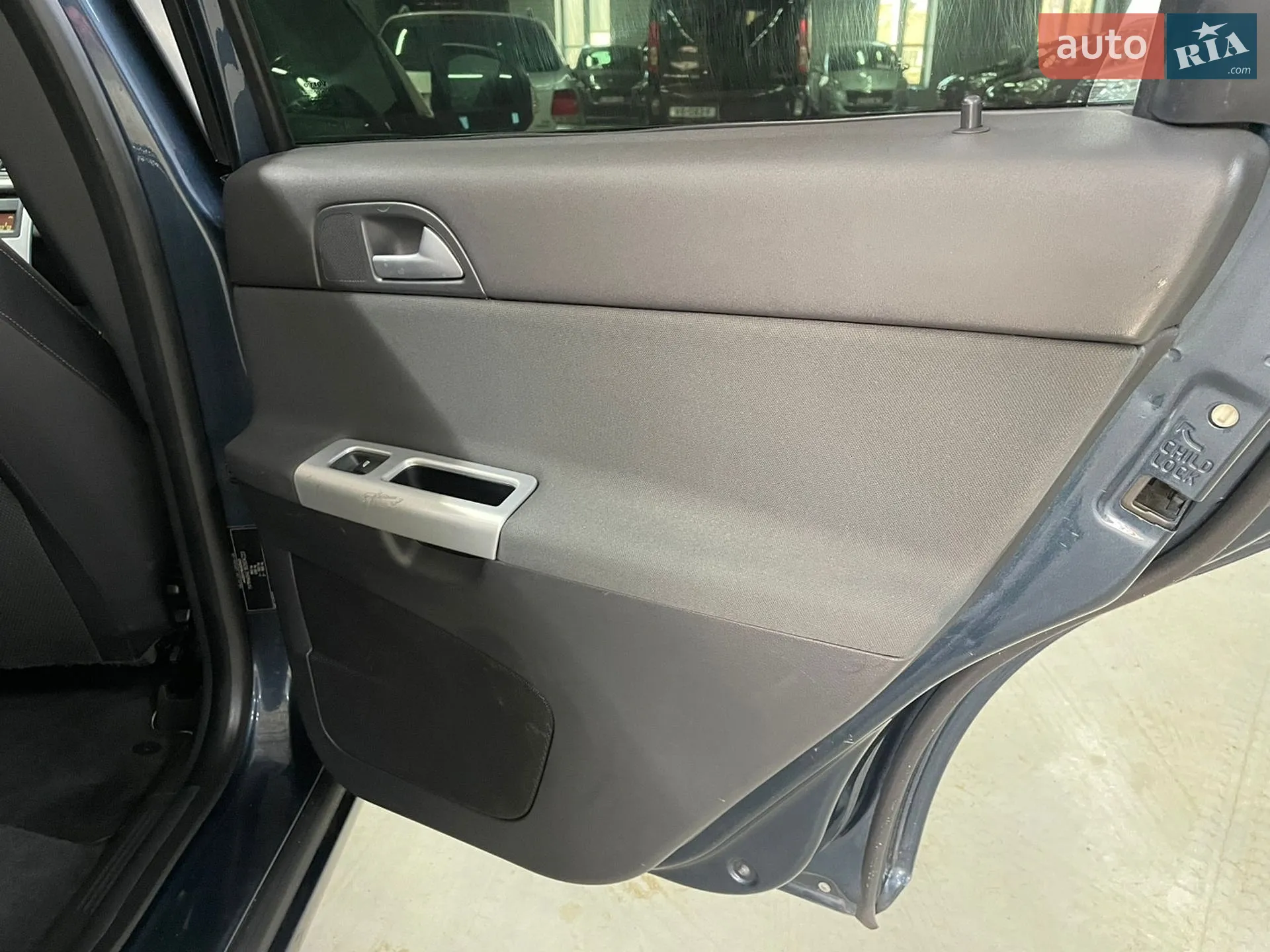 2010 Volvo V50 - мініатюра 43
