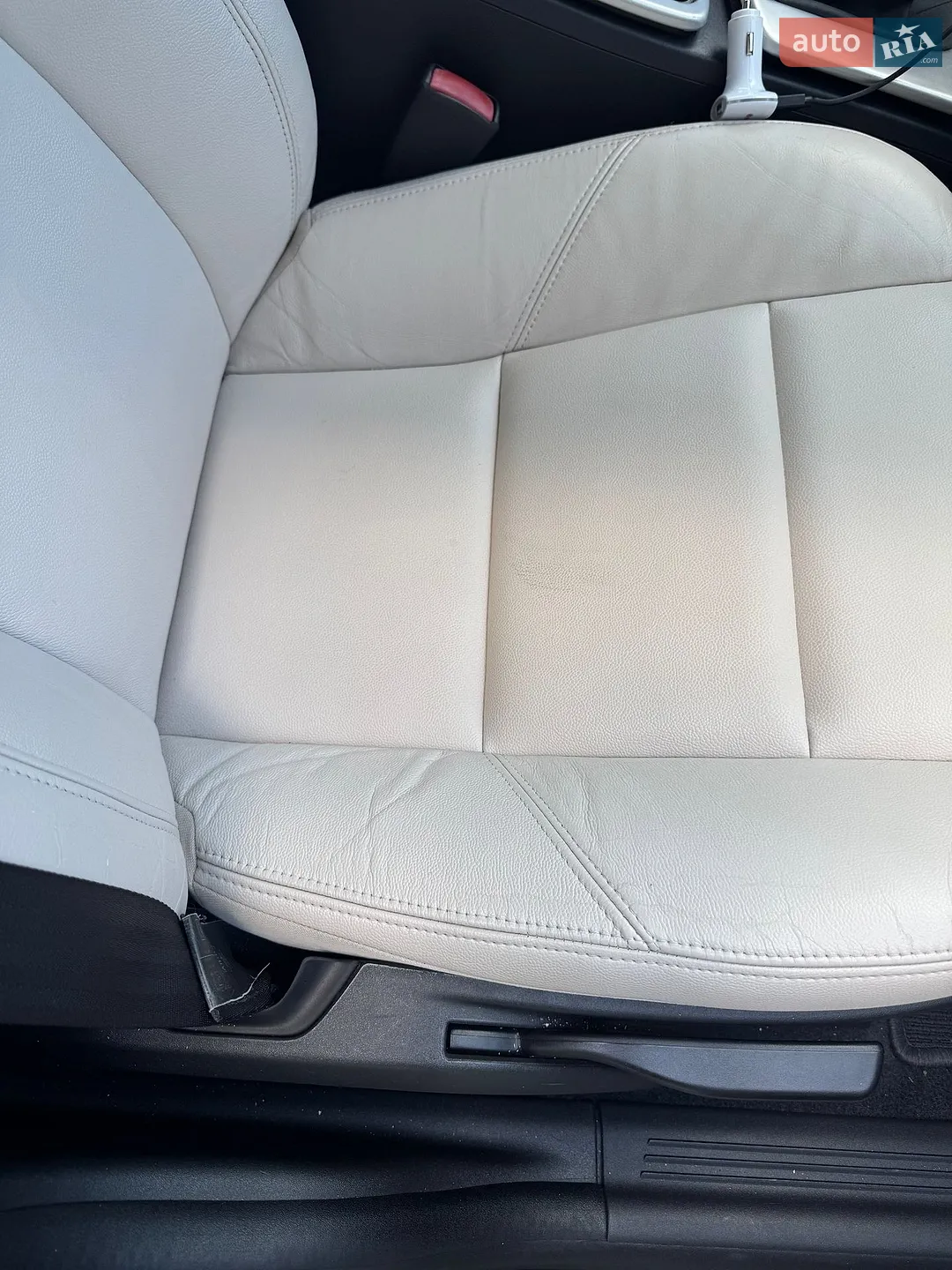 2011 Volvo V50 - мініатюра 12