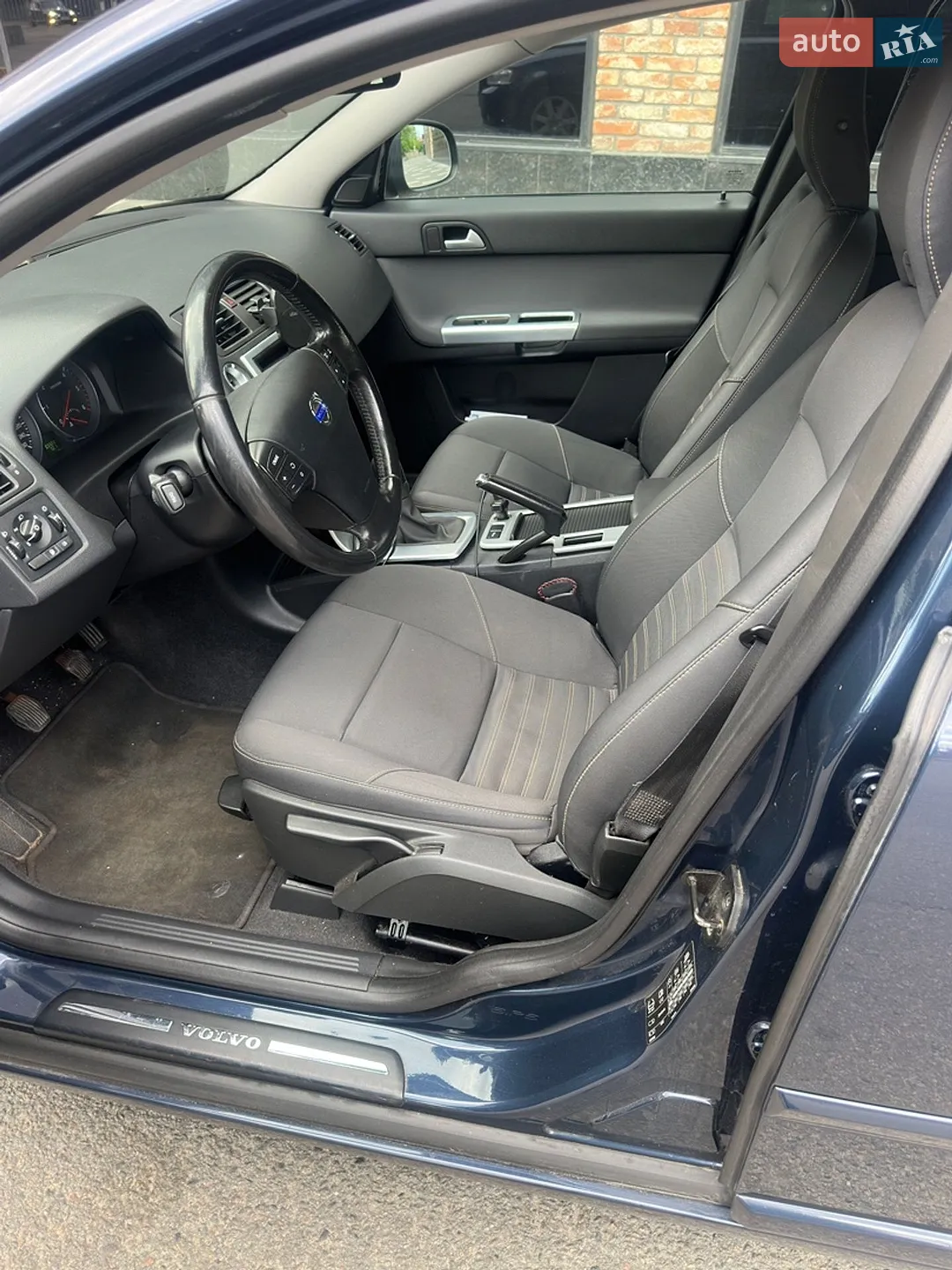 2011 Volvo V50 - мініатюра 7