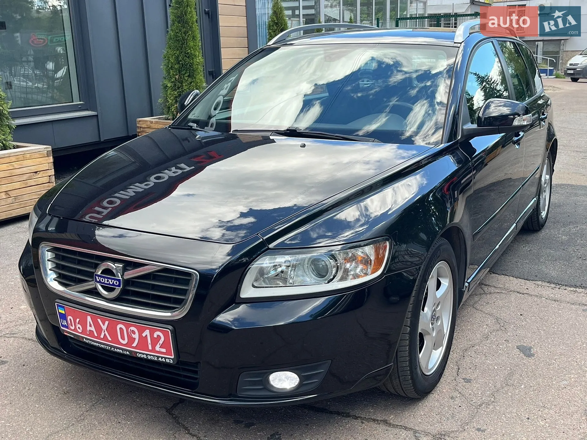 2011 Volvo V50 - мініатюра 13
