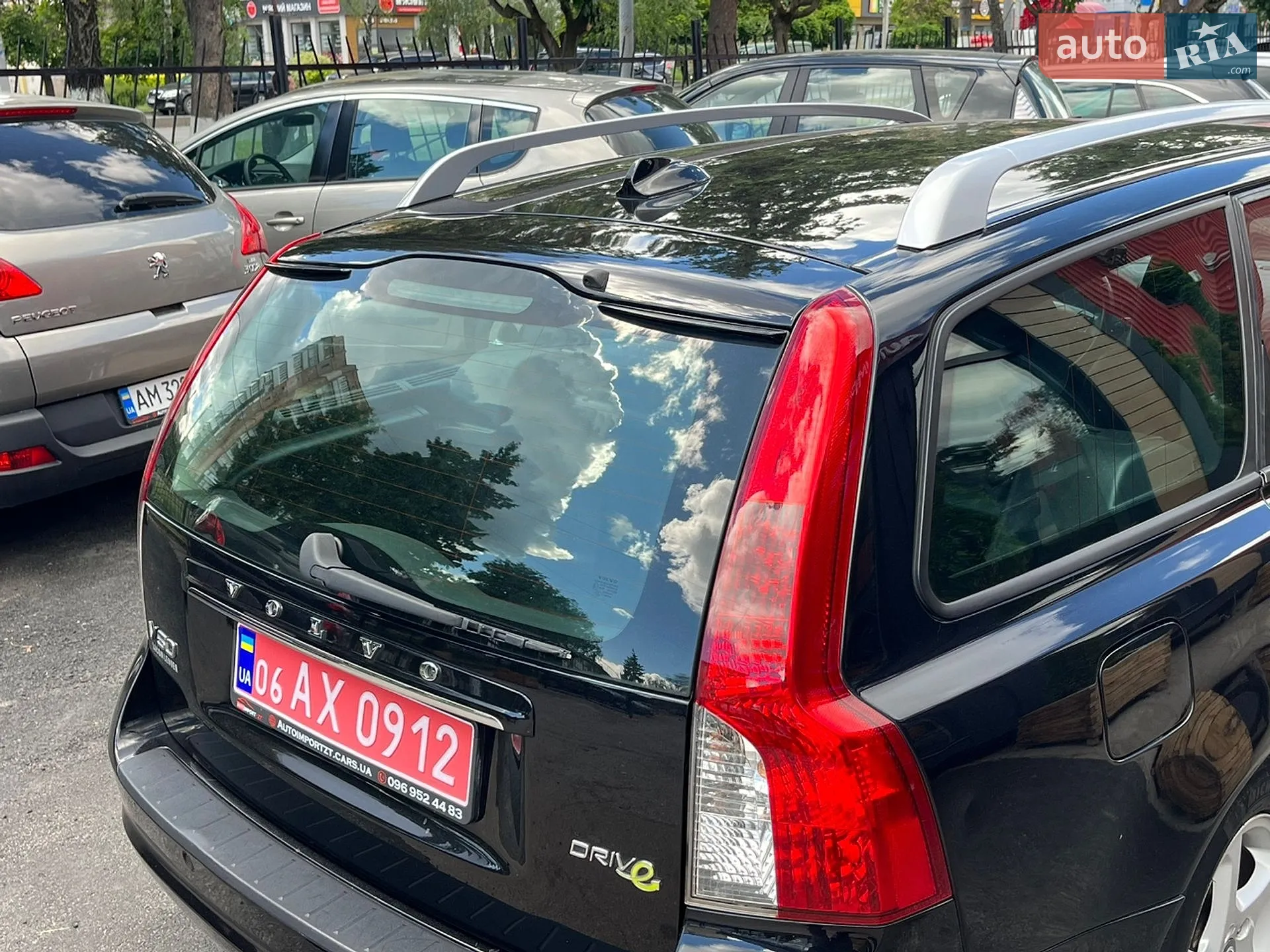 2011 Volvo V50 - мініатюра 18