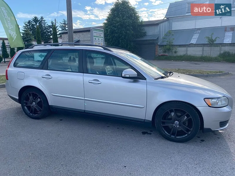 Volvo V50 2009 VIN YV1MW76E2A2523886 фото оголошення 4 з 48