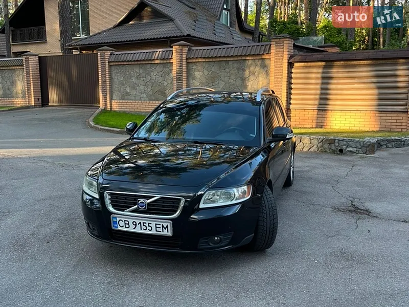 Volvo V50