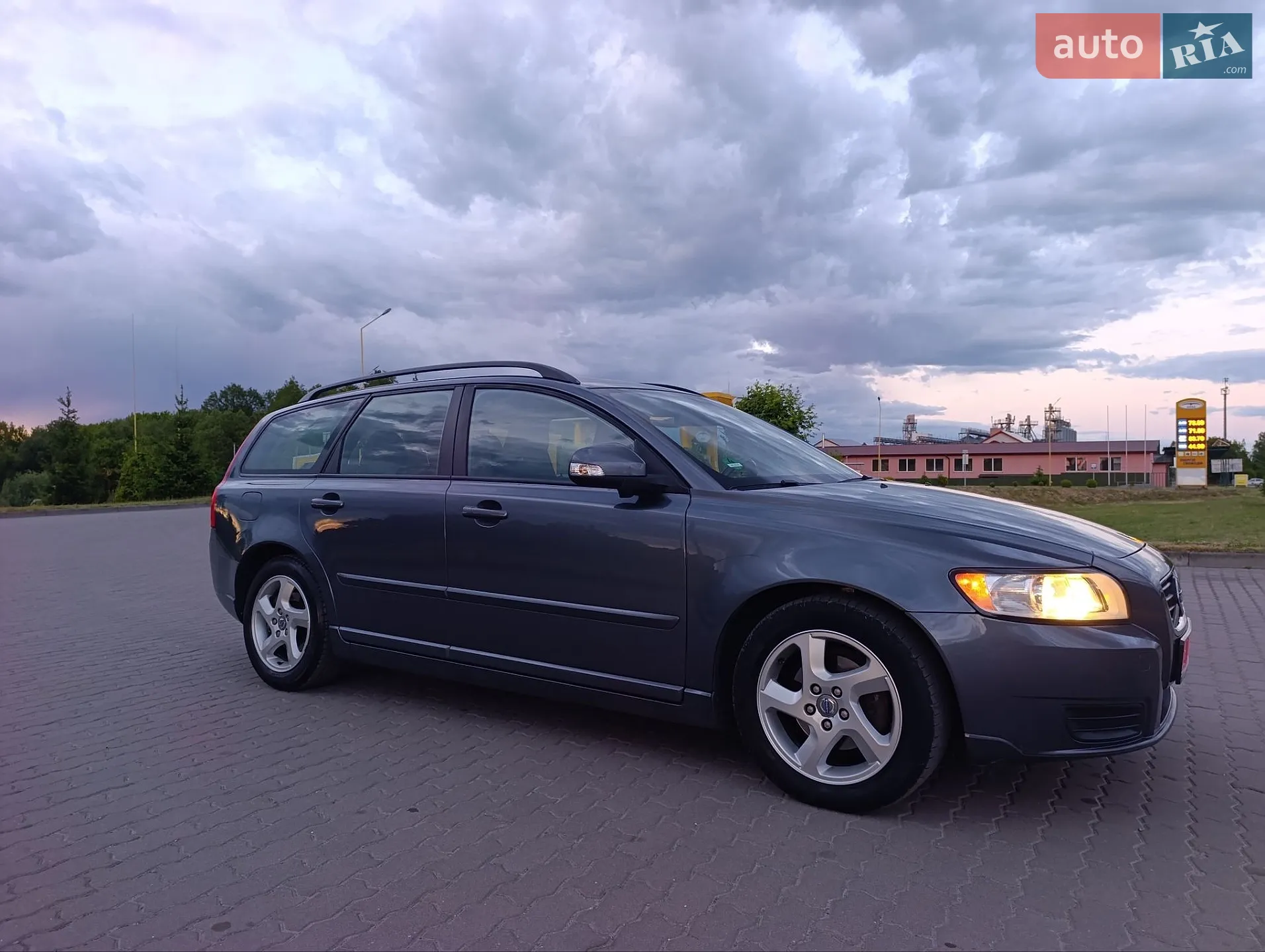 2011 Volvo V50 - мініатюра 9