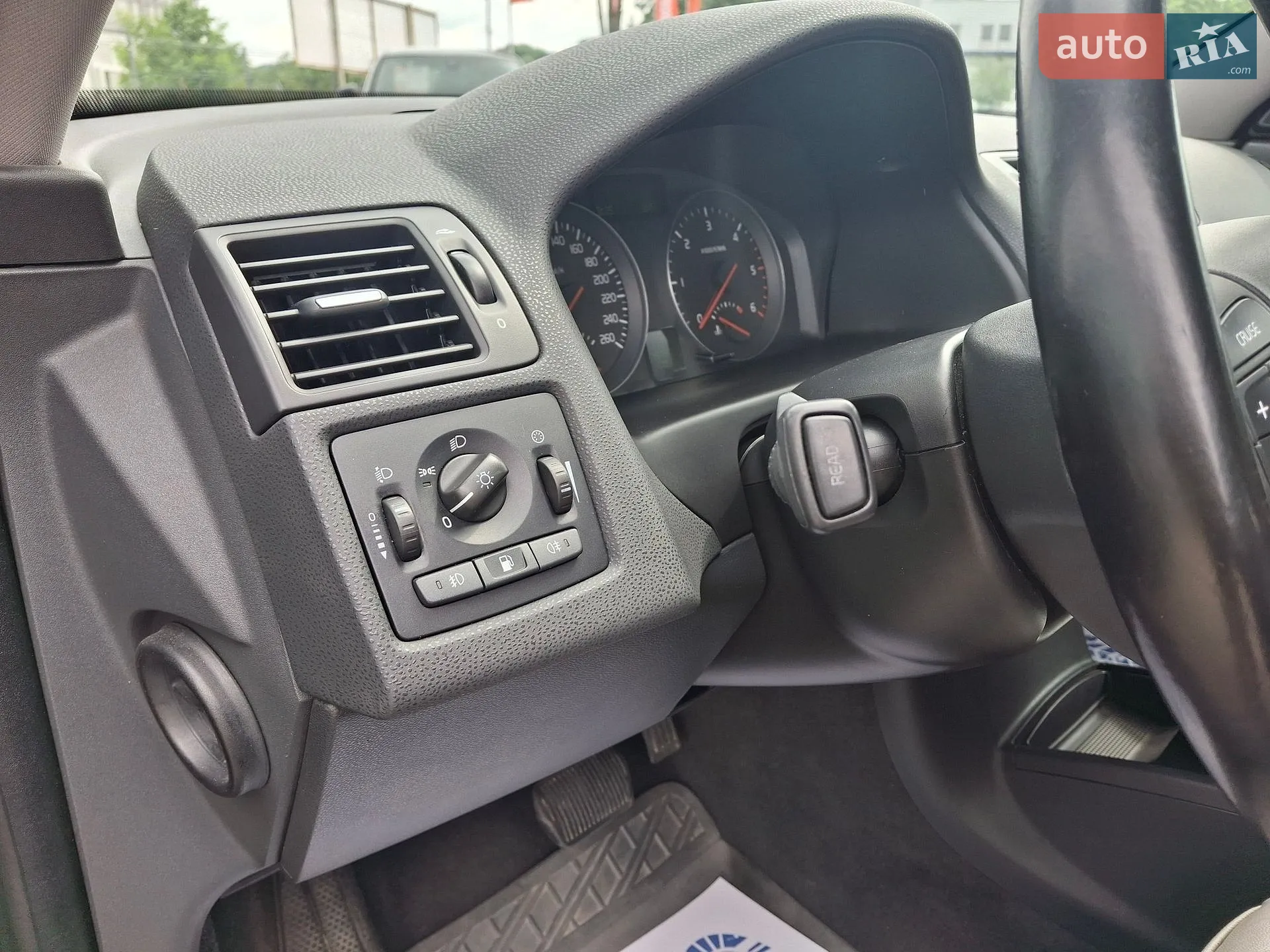 2010 Volvo V50 - мініатюра 13