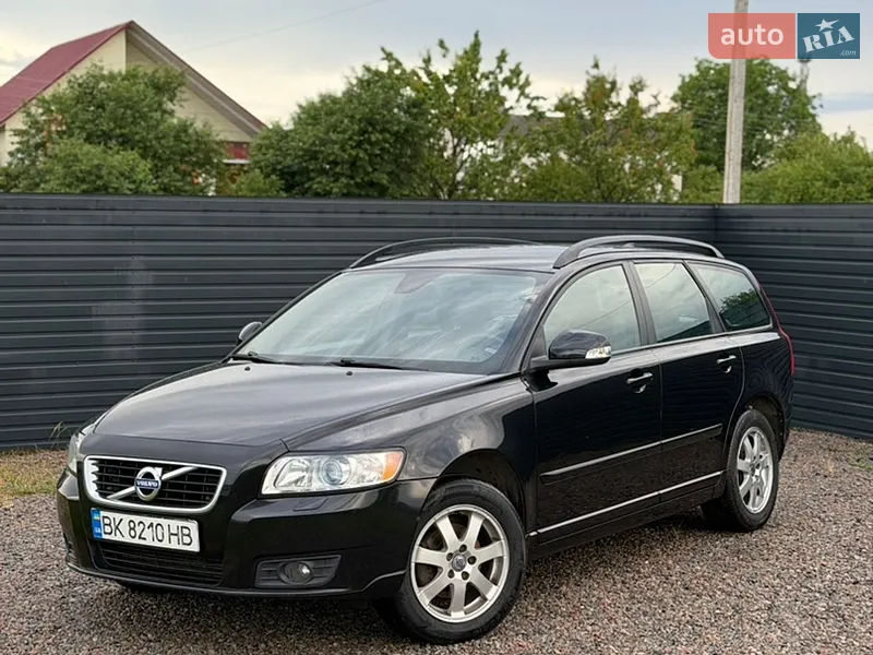 Volvo V50 2011