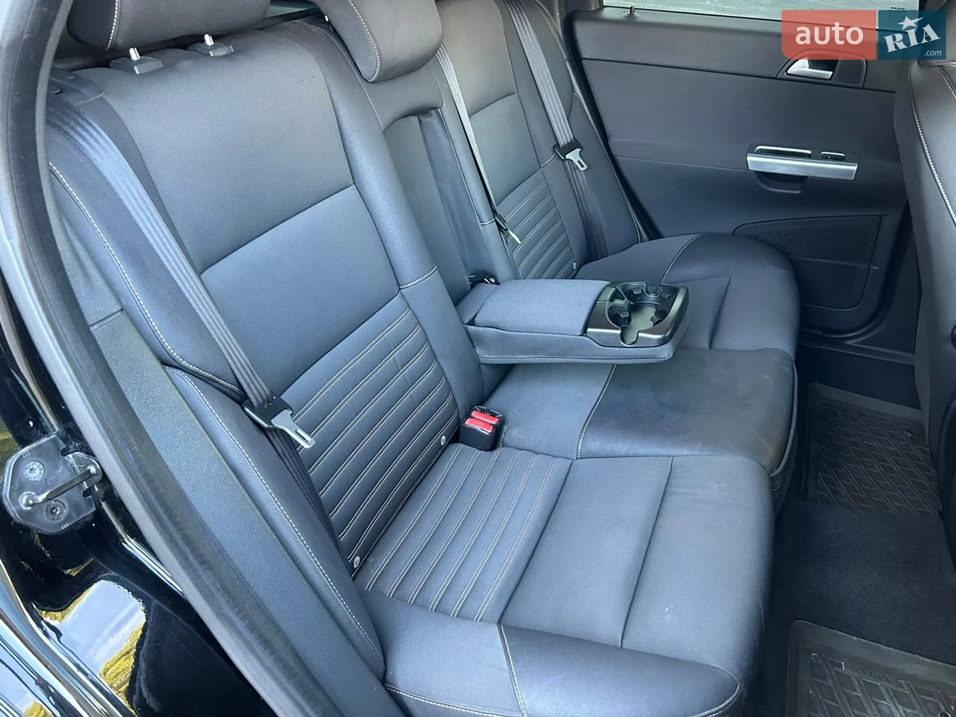 2010 Volvo V50 - мініатюра 16