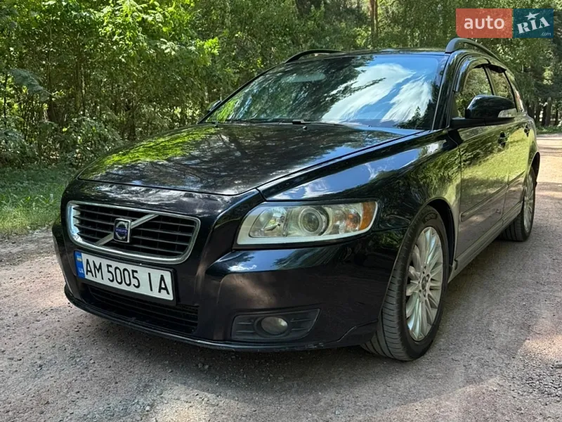 Volvo V50