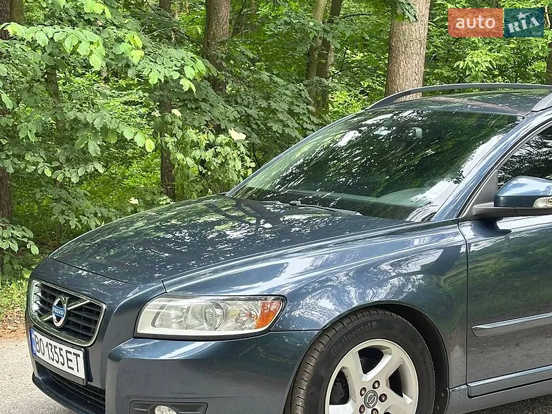 Volvo V50 2011 VIN YV1MW84E1B2622356 фото оголошення 2 з 70