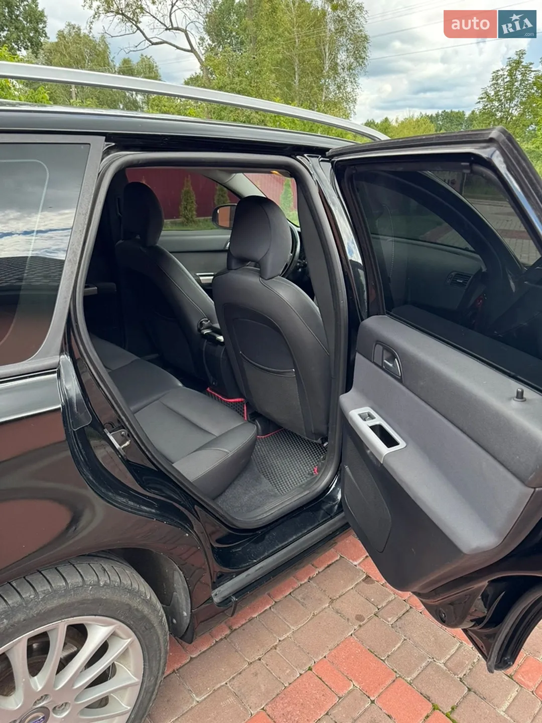 2010 Volvo V50 - мініатюра 10