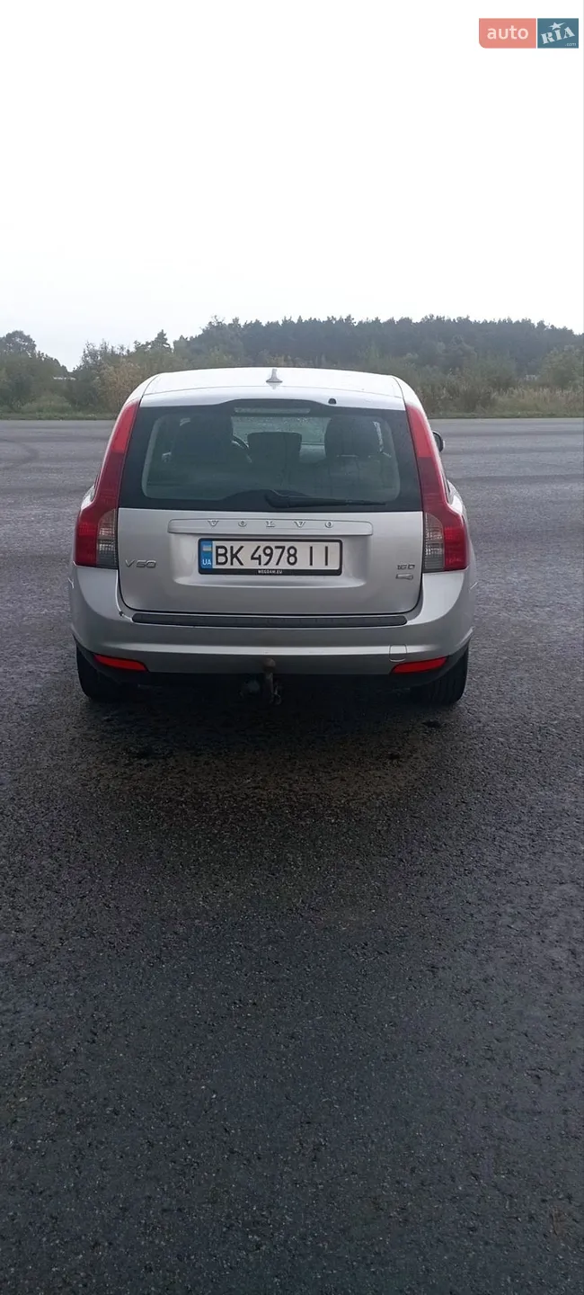 2010 Volvo V50 - мініатюра 5