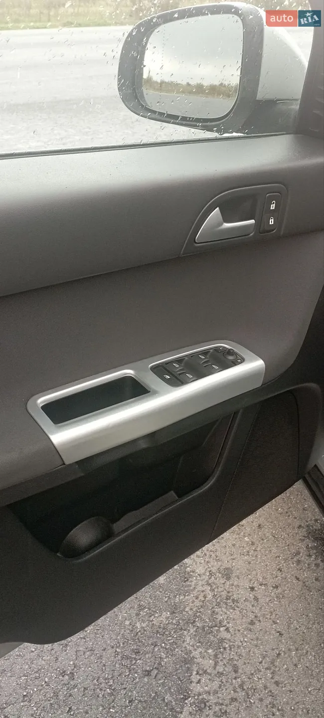 2010 Volvo V50 - мініатюра 11