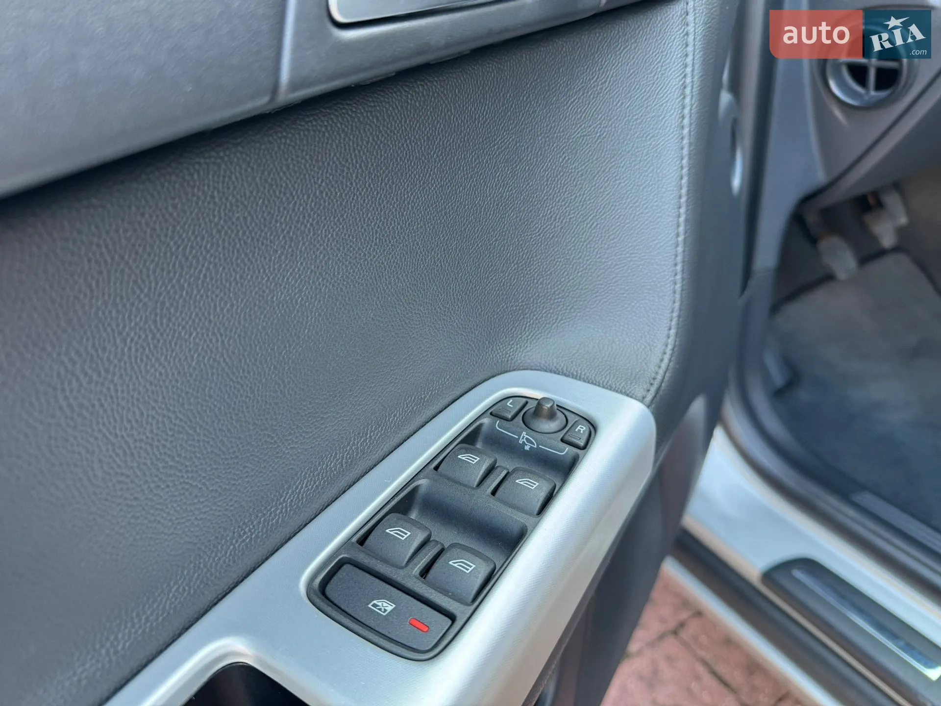 2012 Volvo V50 - мініатюра 50