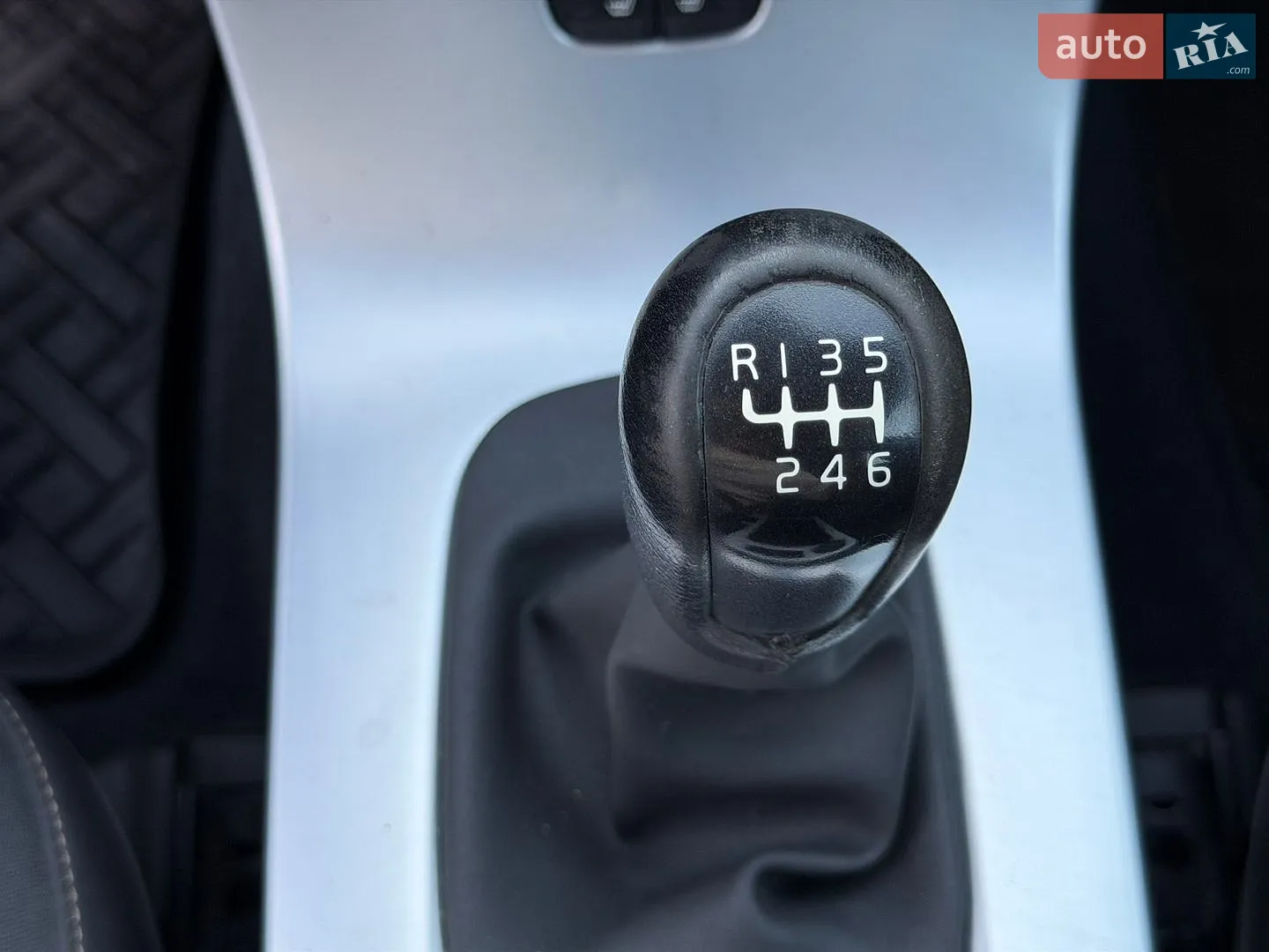 2012 Volvo V50 - мініатюра 50