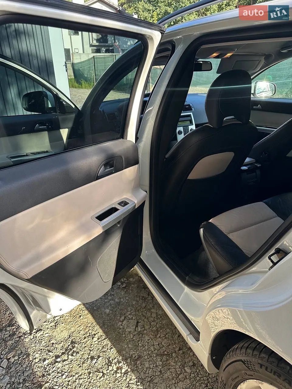 2011 Volvo V50 - мініатюра 18