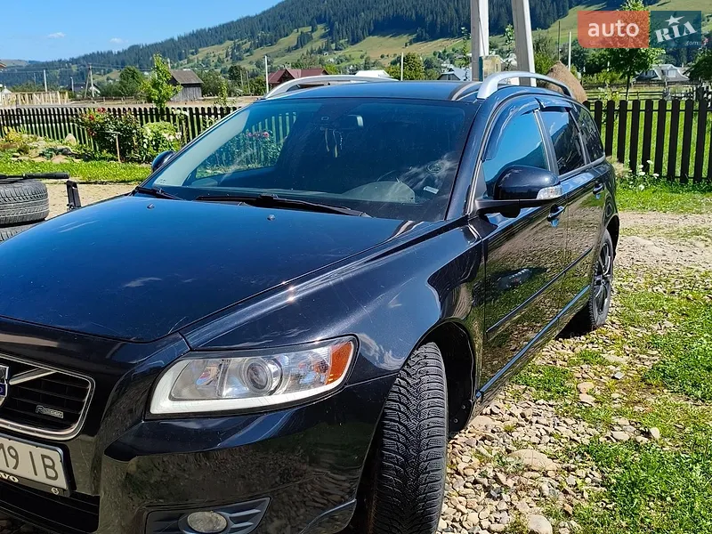Volvo V50 2011
