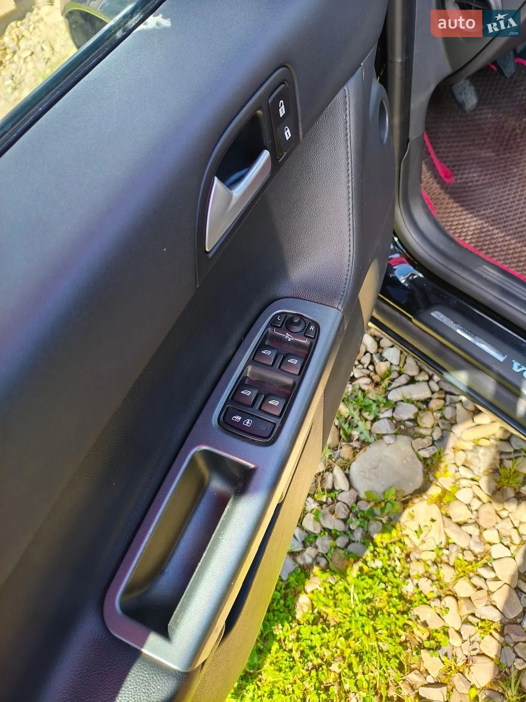2011 Volvo V50 - мініатюра 28