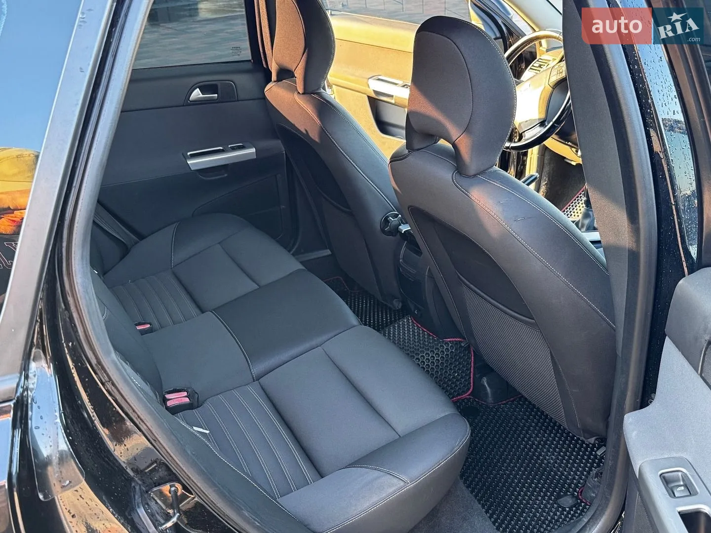 2011 Volvo V50 - мініатюра 36