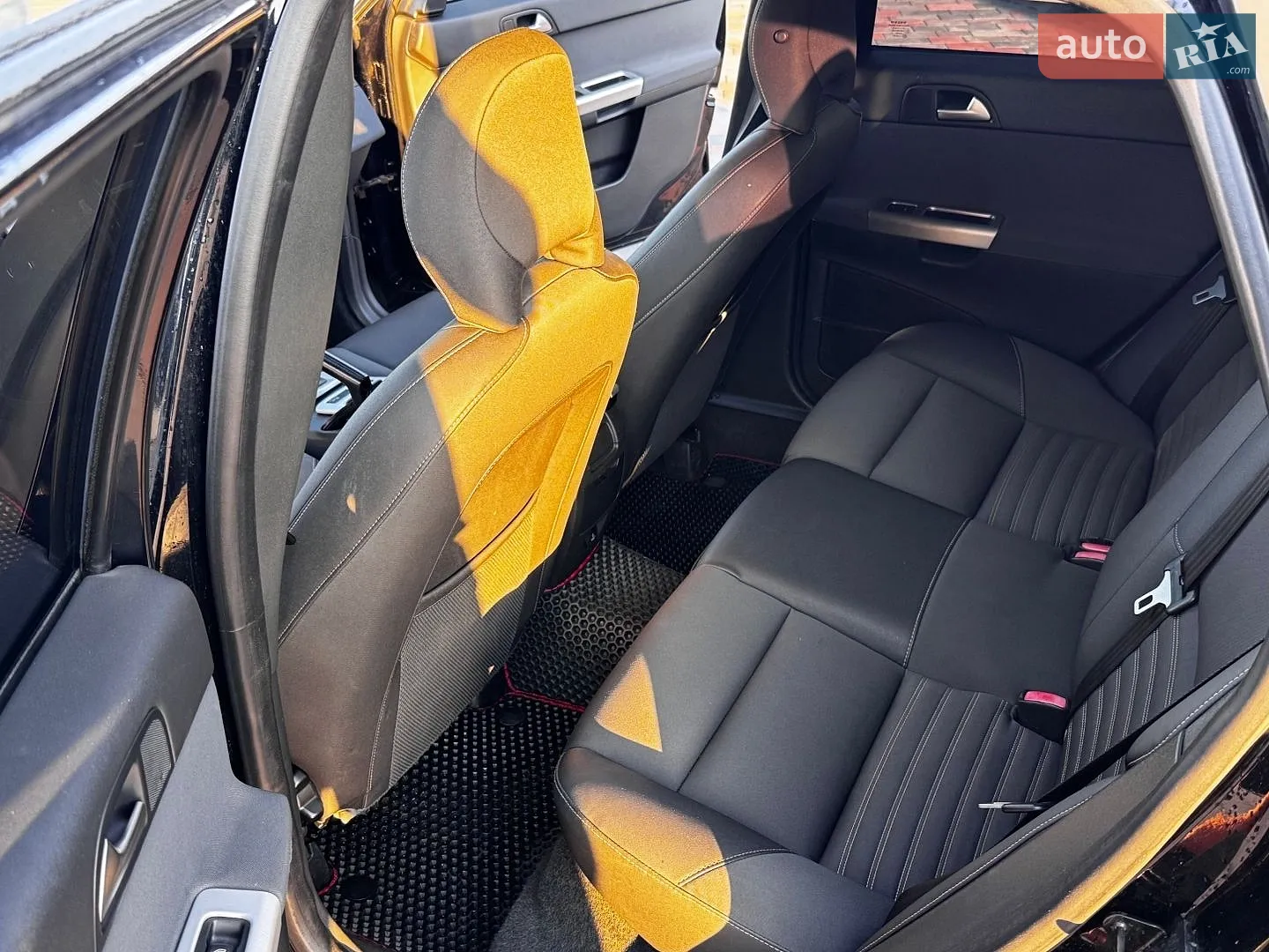2011 Volvo V50 - мініатюра 40