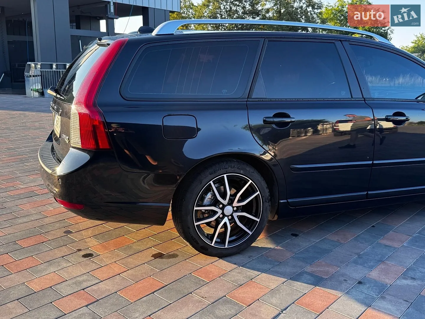2011 Volvo V50 - мініатюра 10