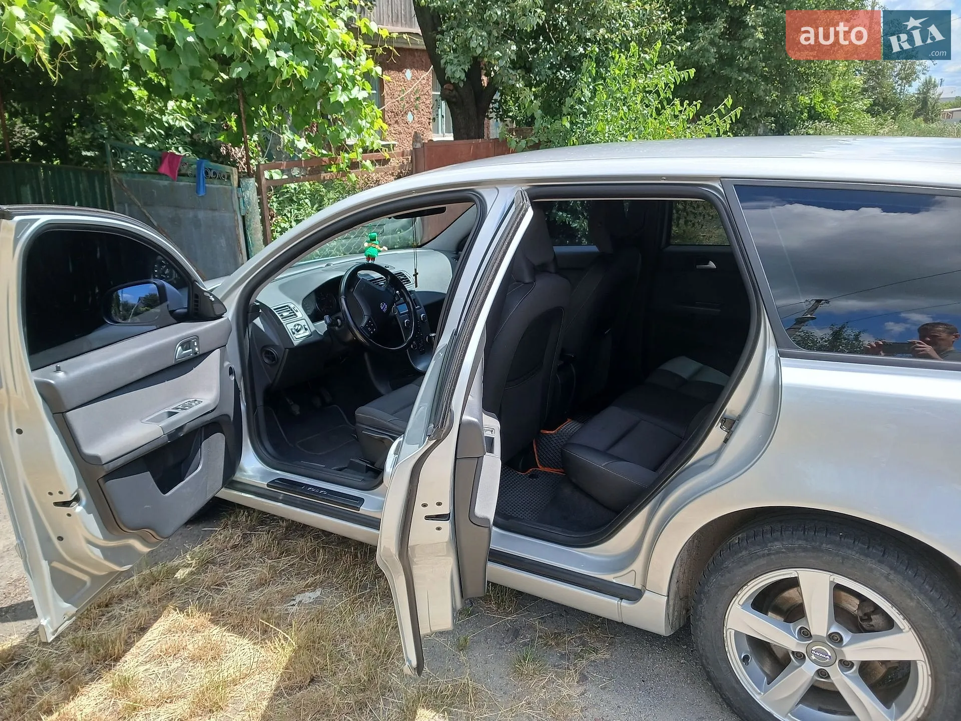 2011 Volvo V50 - мініатюра 10