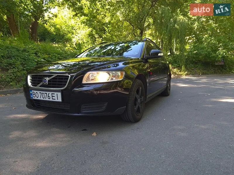 Volvo V50
