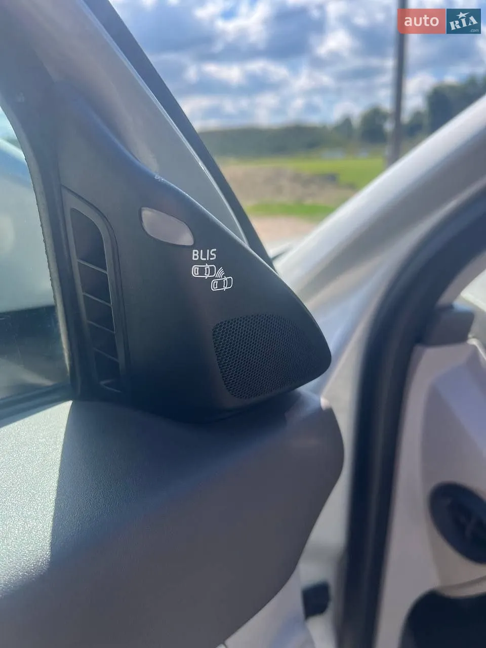 2010 Volvo V50 - мініатюра 21