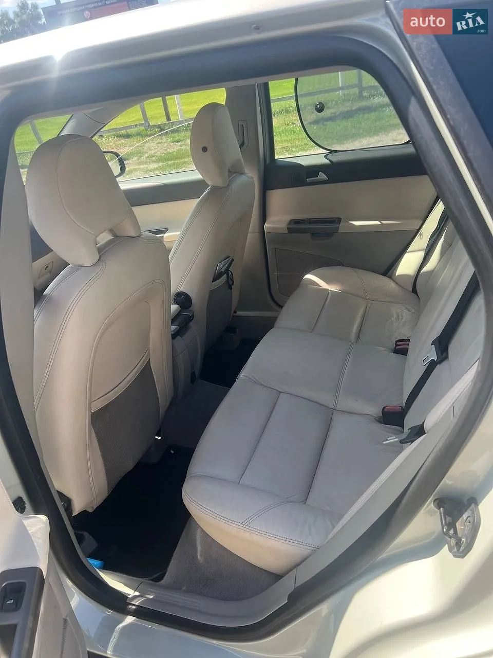 2010 Volvo V50 - мініатюра 23