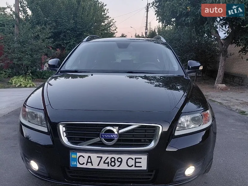 Volvo V50